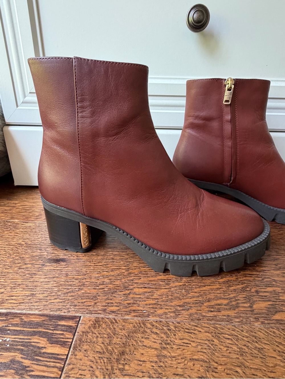NEVER WORN! Coach Chrissy Bootie Red Mocha Smooth Leather 7.5